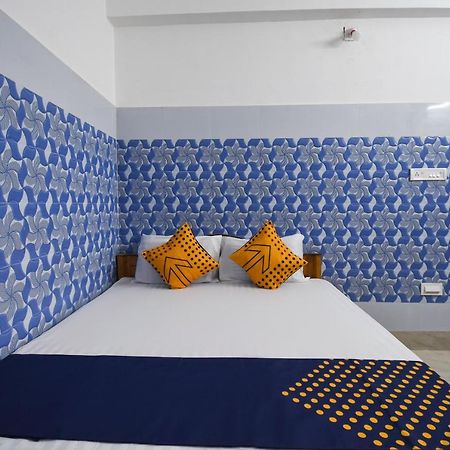 Oyo 73902 Vyttila Residency Hotel Kochi Zewnętrze zdjęcie
