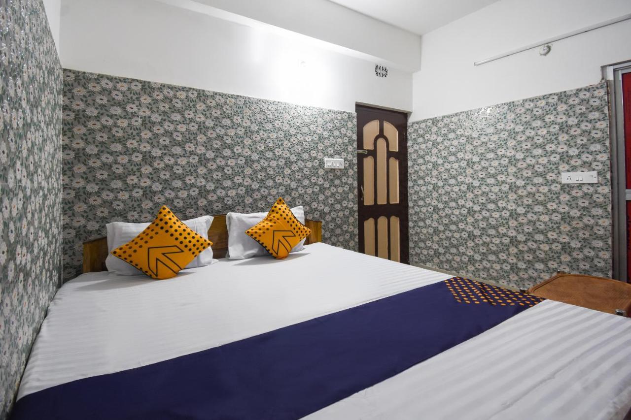 Oyo 73902 Vyttila Residency Hotel Kochi Zewnętrze zdjęcie